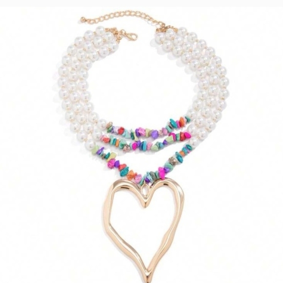 NWOT Gold Heart Pendant Multicolor Faux Pearls & Beaded Necklace - Picture 4 of 5